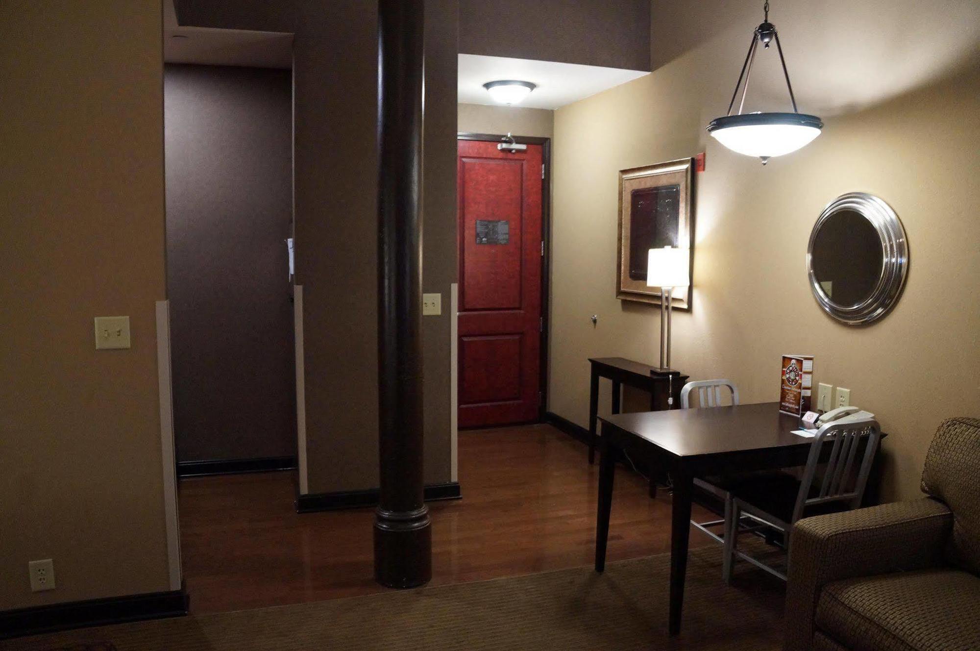 Homewood Suites By Hilton Indianapolis Downtown Exterior foto